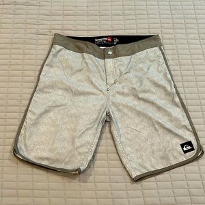 Quiksilver Board Shorts, Size 34
